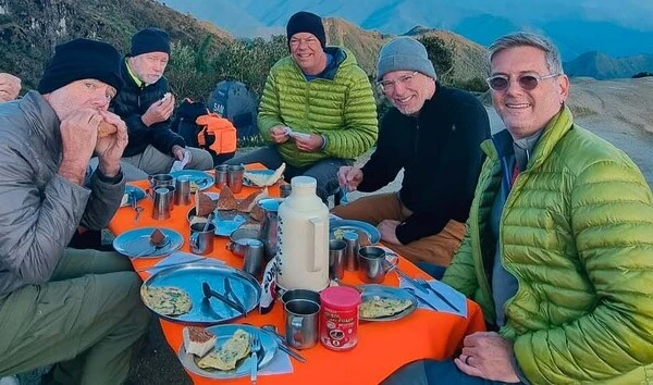 Desayuno Camino Inca Cusco.webp