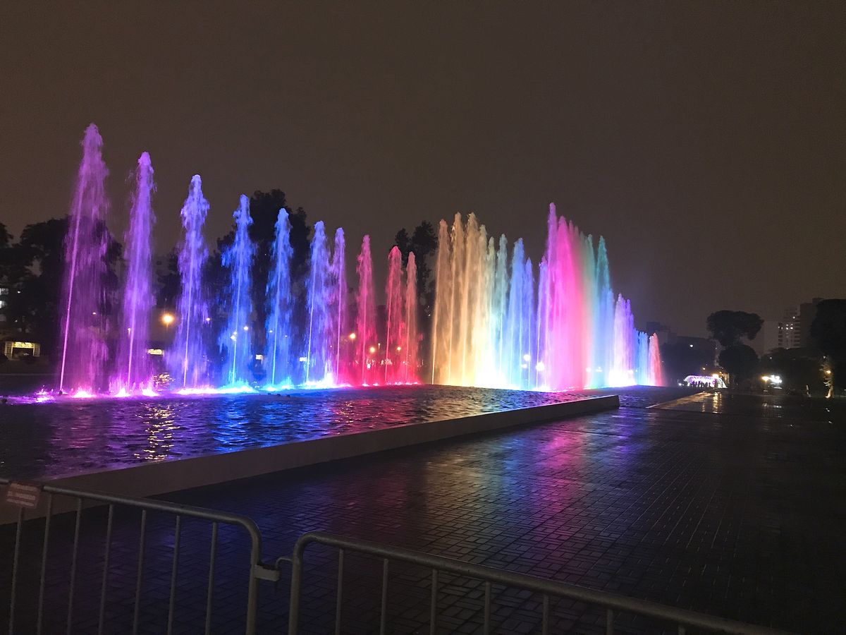 Cena en Lima