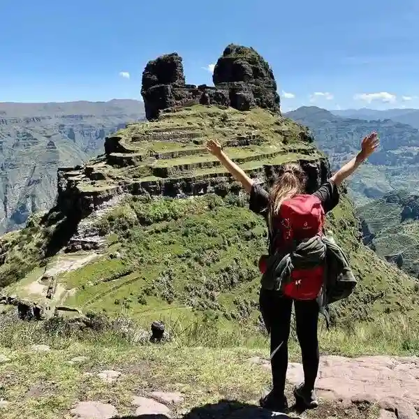 Adoratorios de Waqra Pukara